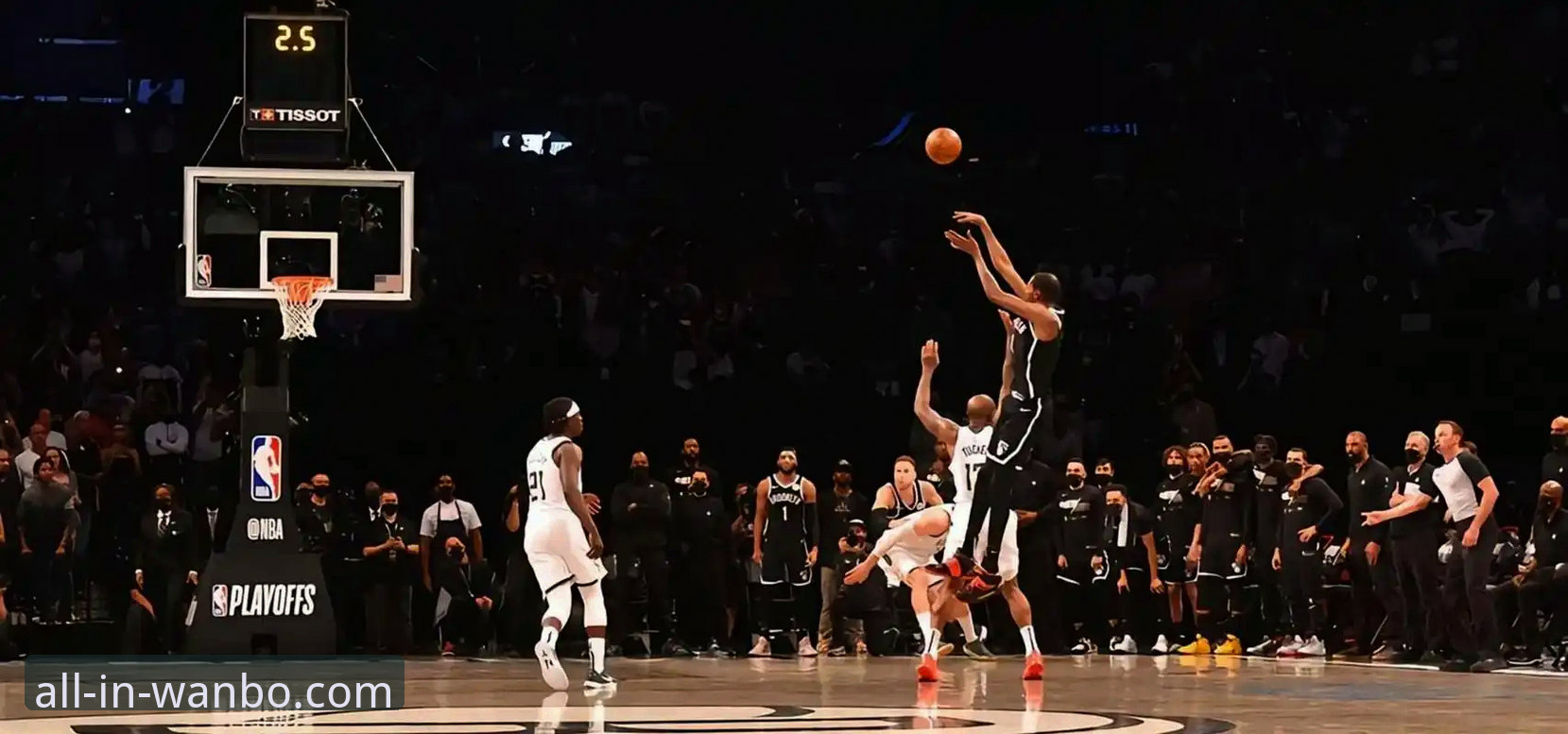 3个关键转折点：火箭主场大胜尼克斯，杜兰特27分8助攻主导连胜